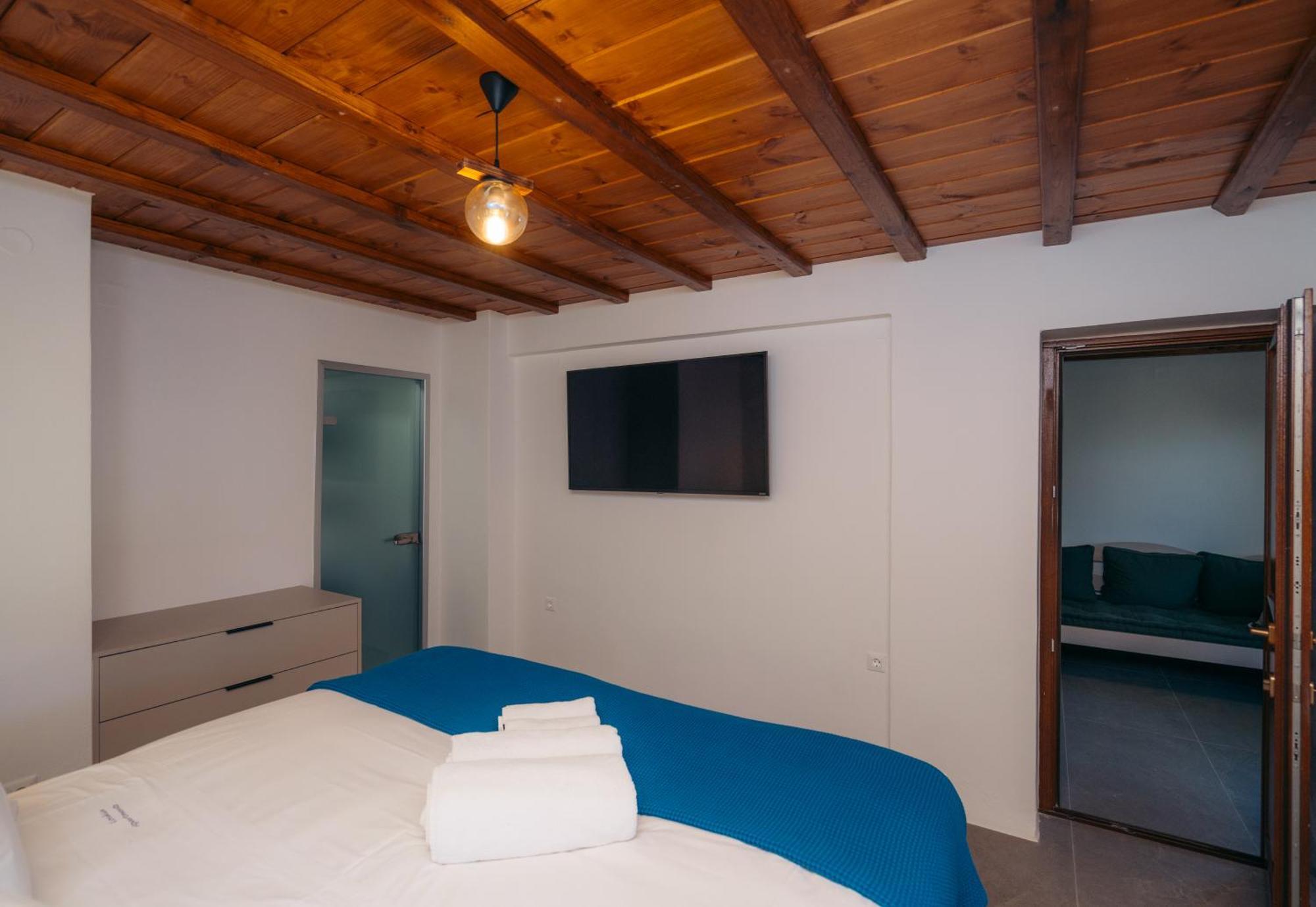Loukia Apartments Artemonas Buitenkant foto